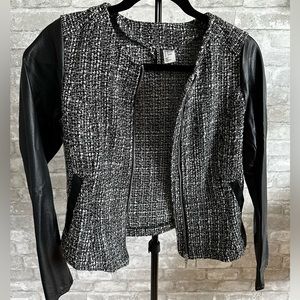 COPY - Tweed H&M blazer/jacket. Wear to work or a night out. Size 6.